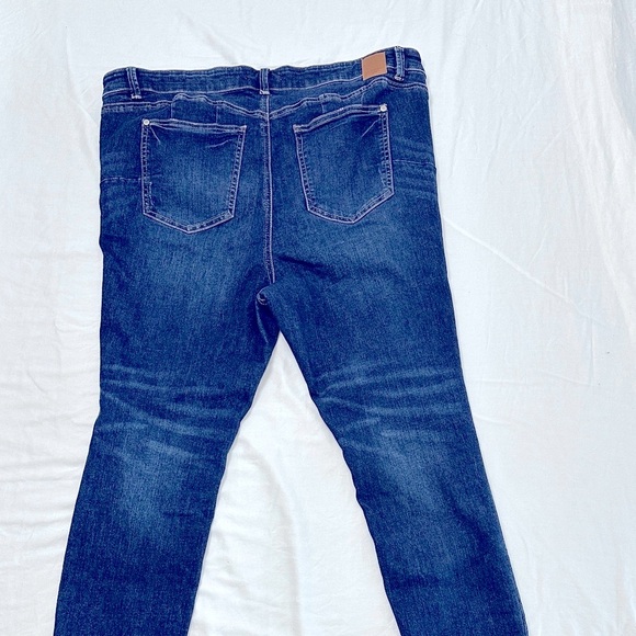 Elodie Women's Dark Blue Distressed Skinny Jeans - Picture 2 of 3